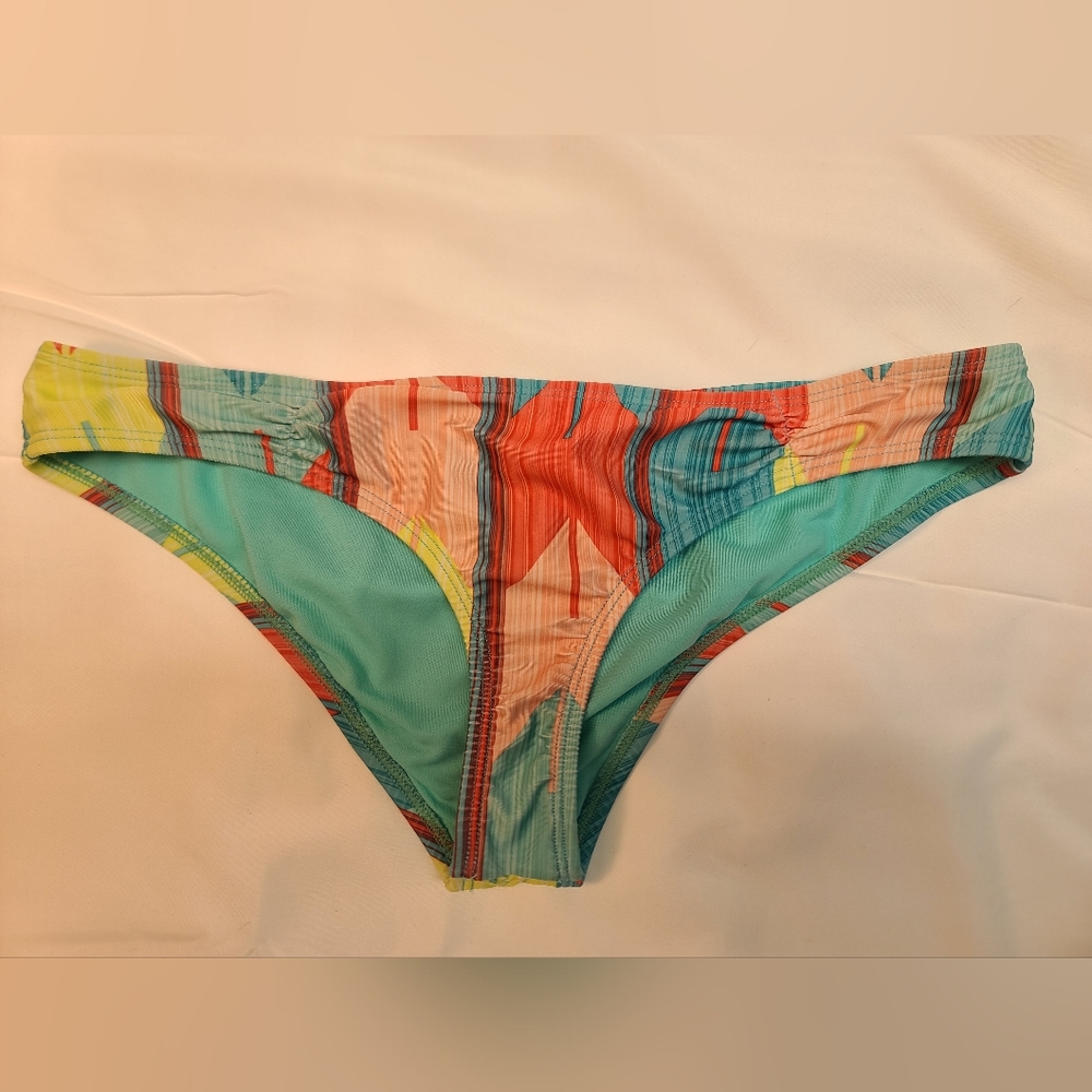 O'neill cheeky hipster bikini bottoms large